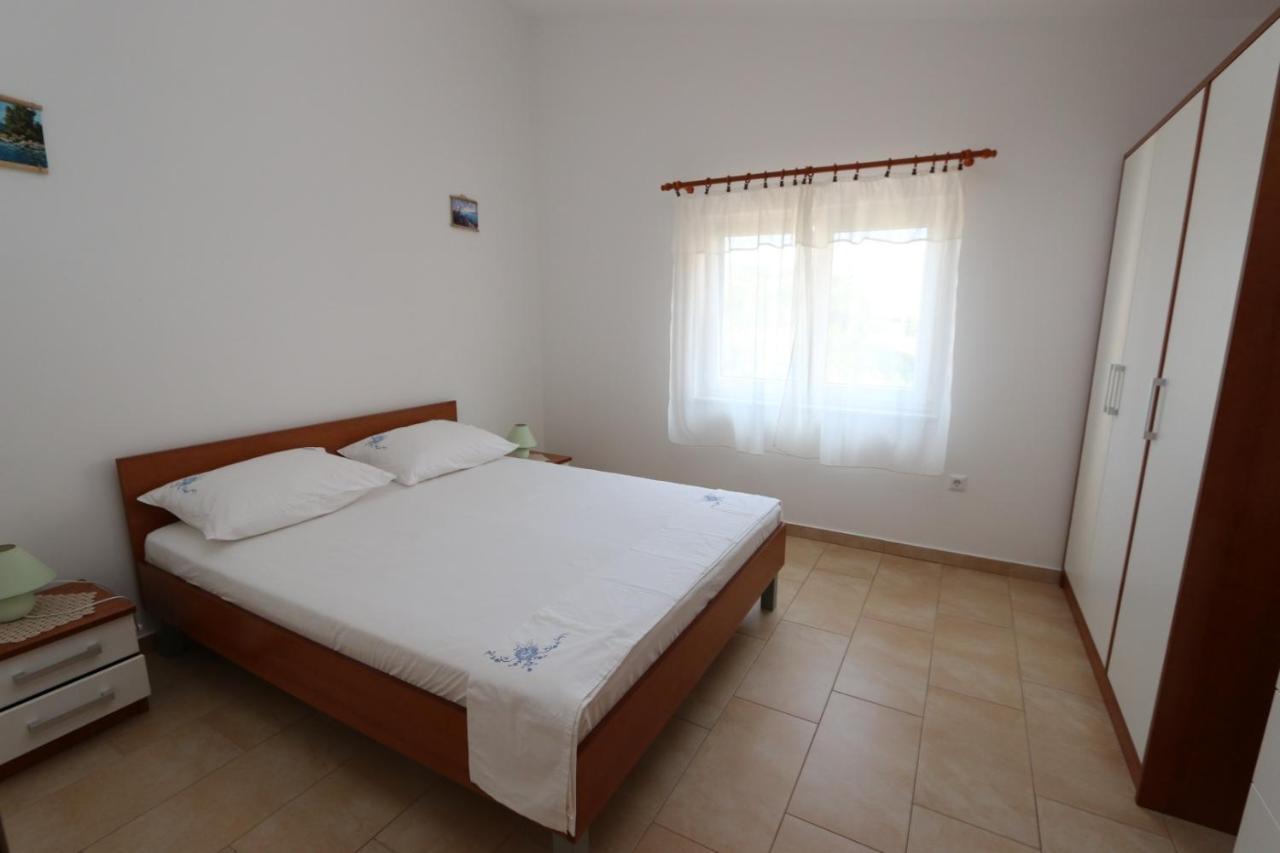 לון Apartments Lunjski מראה חיצוני תמונה